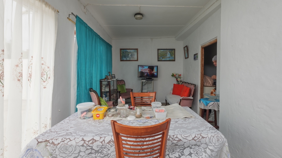 5 Bedroom Property for Sale in Napier Western Cape